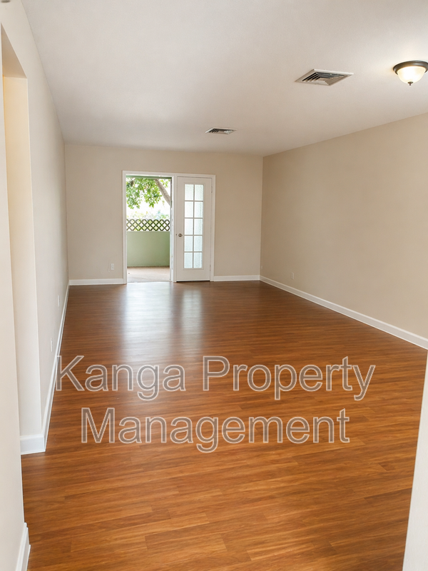 4317 Cocoanut Rd - Photo 2 of 11