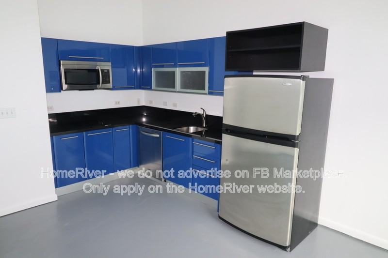 253 Ne 2nd St #313 - Photo 2 of 20