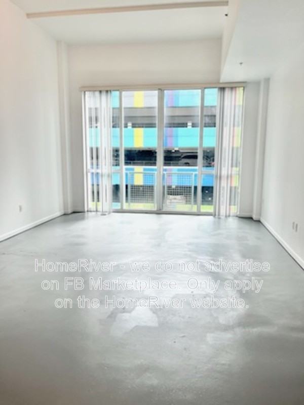 253 Ne 2nd St #313 - Photo 6 of 20