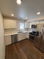 featured image of 3414 W 7th St Apt 2 #4