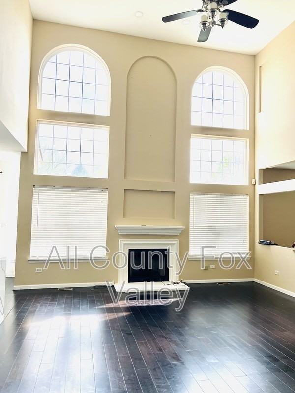 2080 Mark Cir - Photo 6 of 34