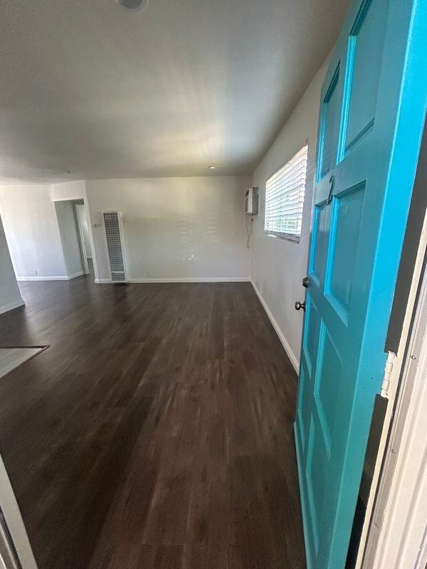 1305 N Garfield Ave ##1 - Photo 3 of 9