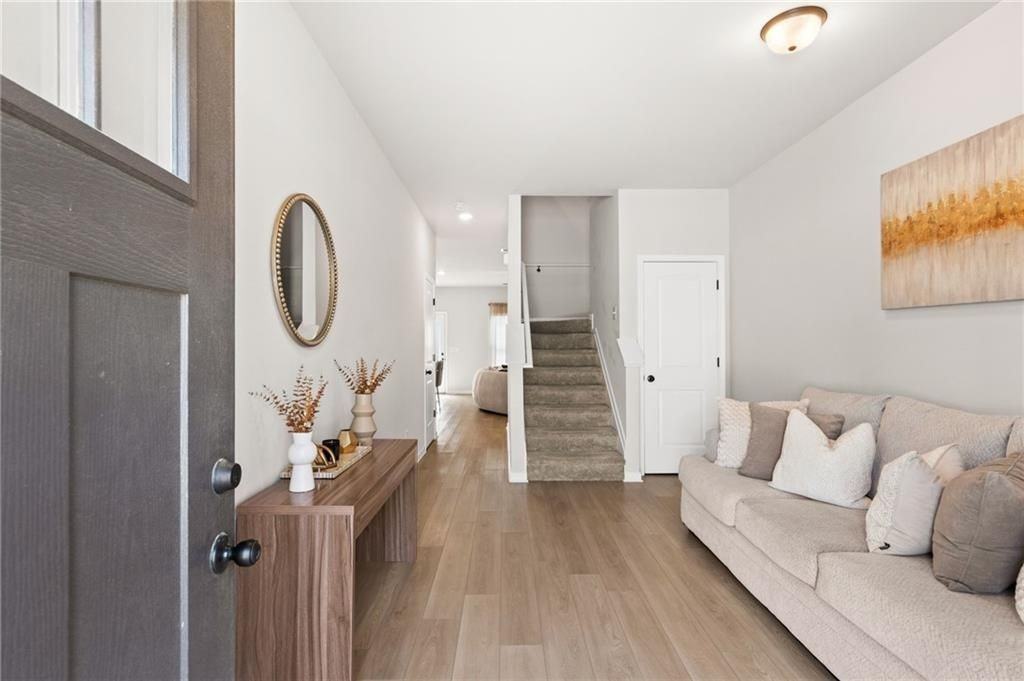 2538 Polaris Way Sw - Photo 4 of 28