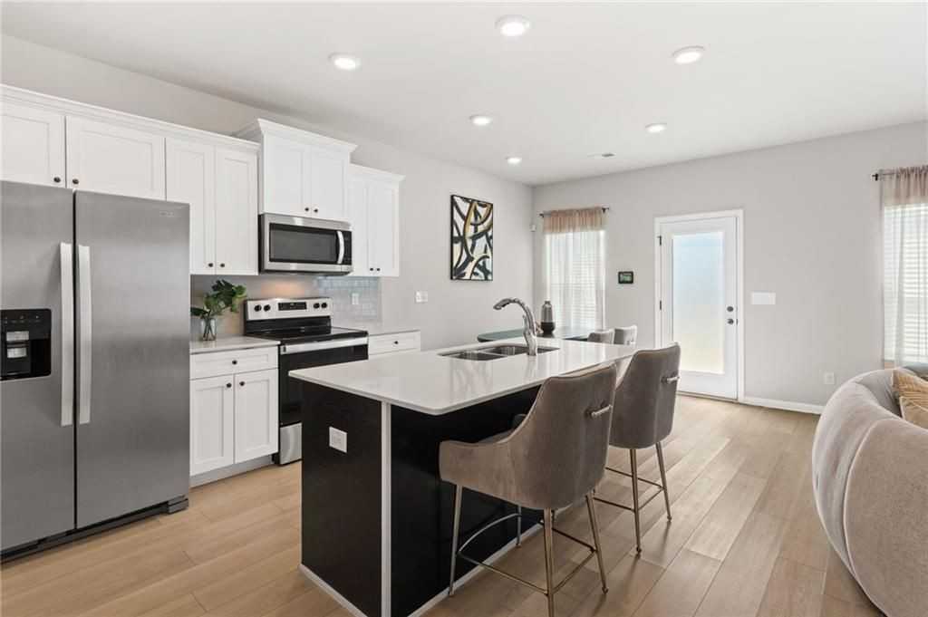 2538 Polaris Way Sw - Photo 6 of 28