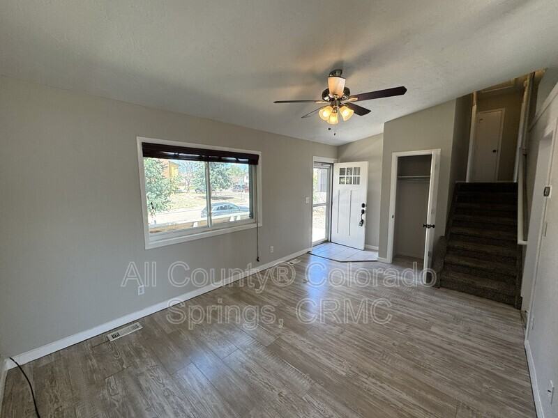 5185 Nolte Dr N - Photo 2 of 33