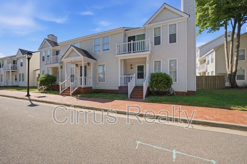 533 Columbia St - Photo 3 of 25