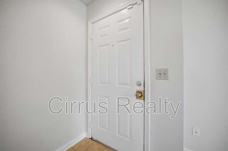 533 Columbia St - Photo 7 of 25