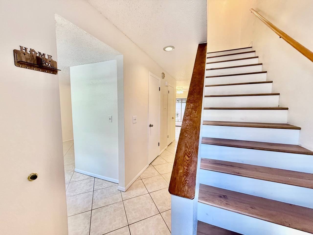 3416 Sunrise Villas Ct N - Photo 3 of 25