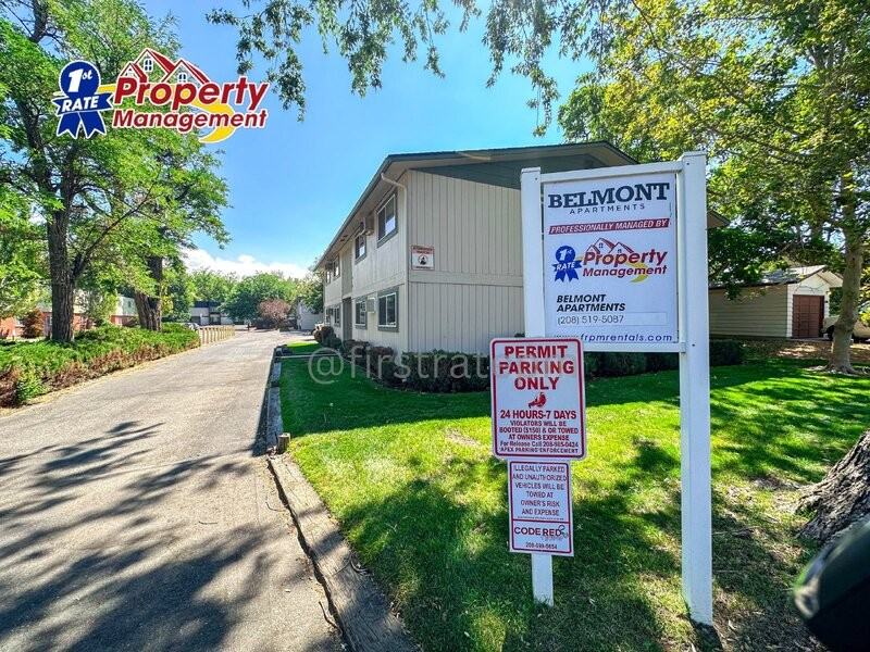 781 W Belmont St - Photo 4 of 28