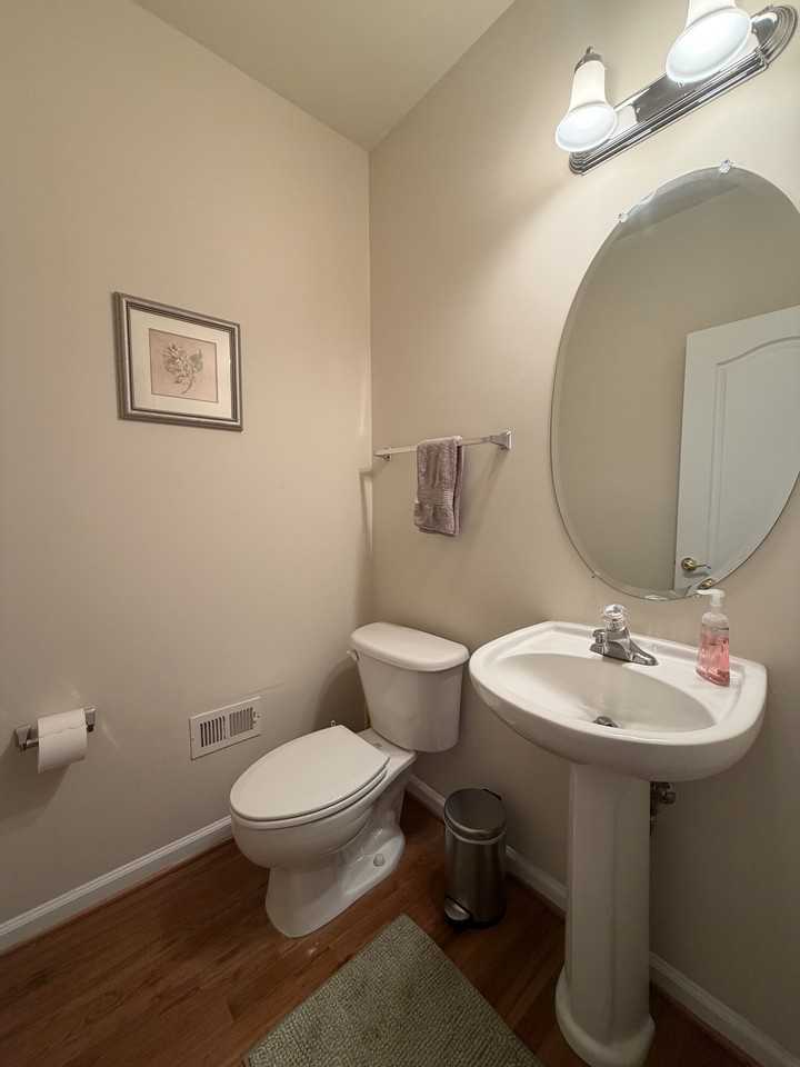 4587 Derring Ln - Photo 7 of 18