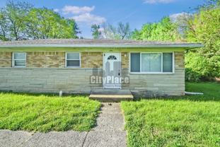 2404 N Lesley Ave - Photo 1 of 1