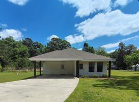 featured image of 11 Boone Ln