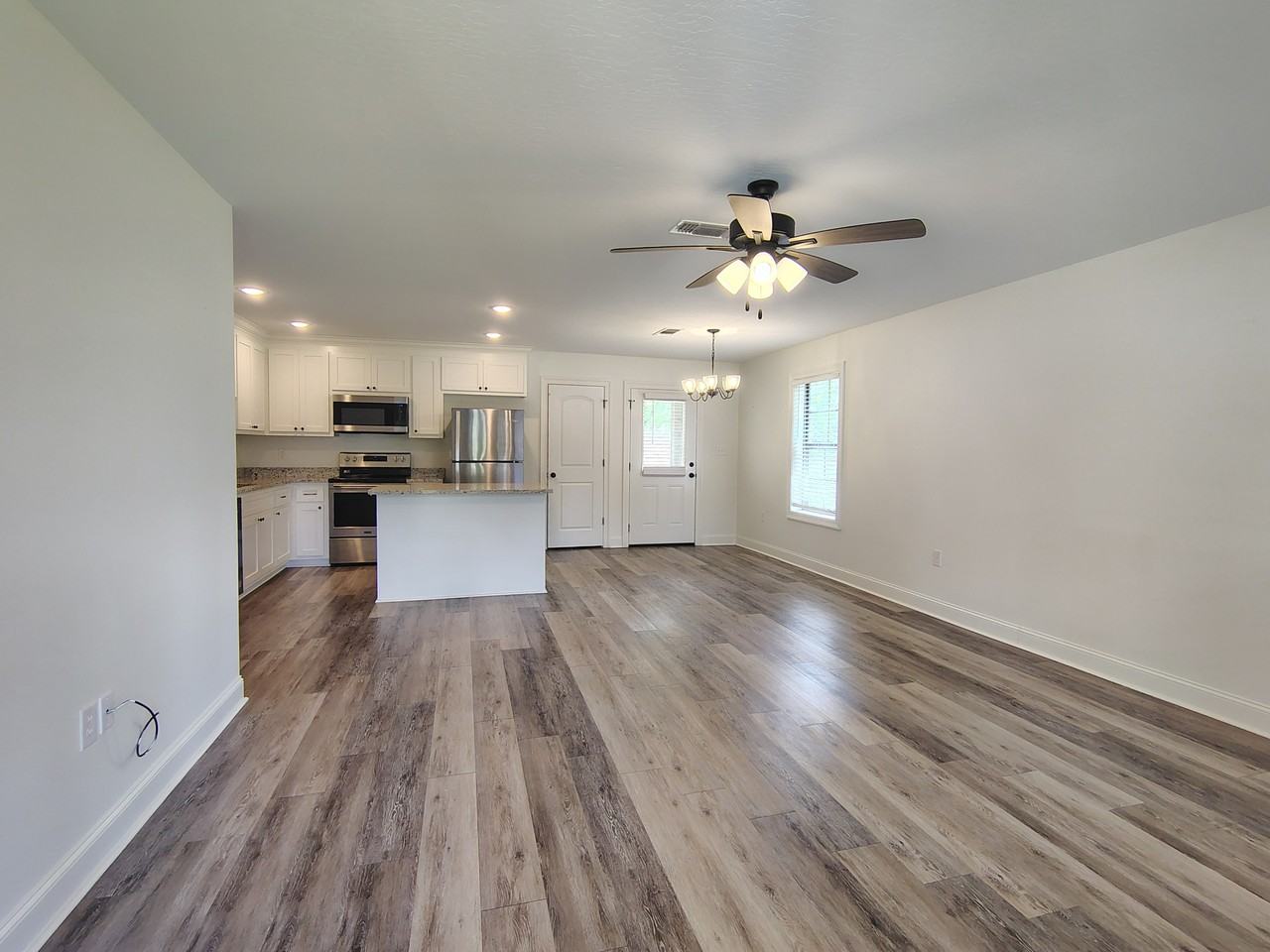 11 Boone Ln - Photo 4 of 32
