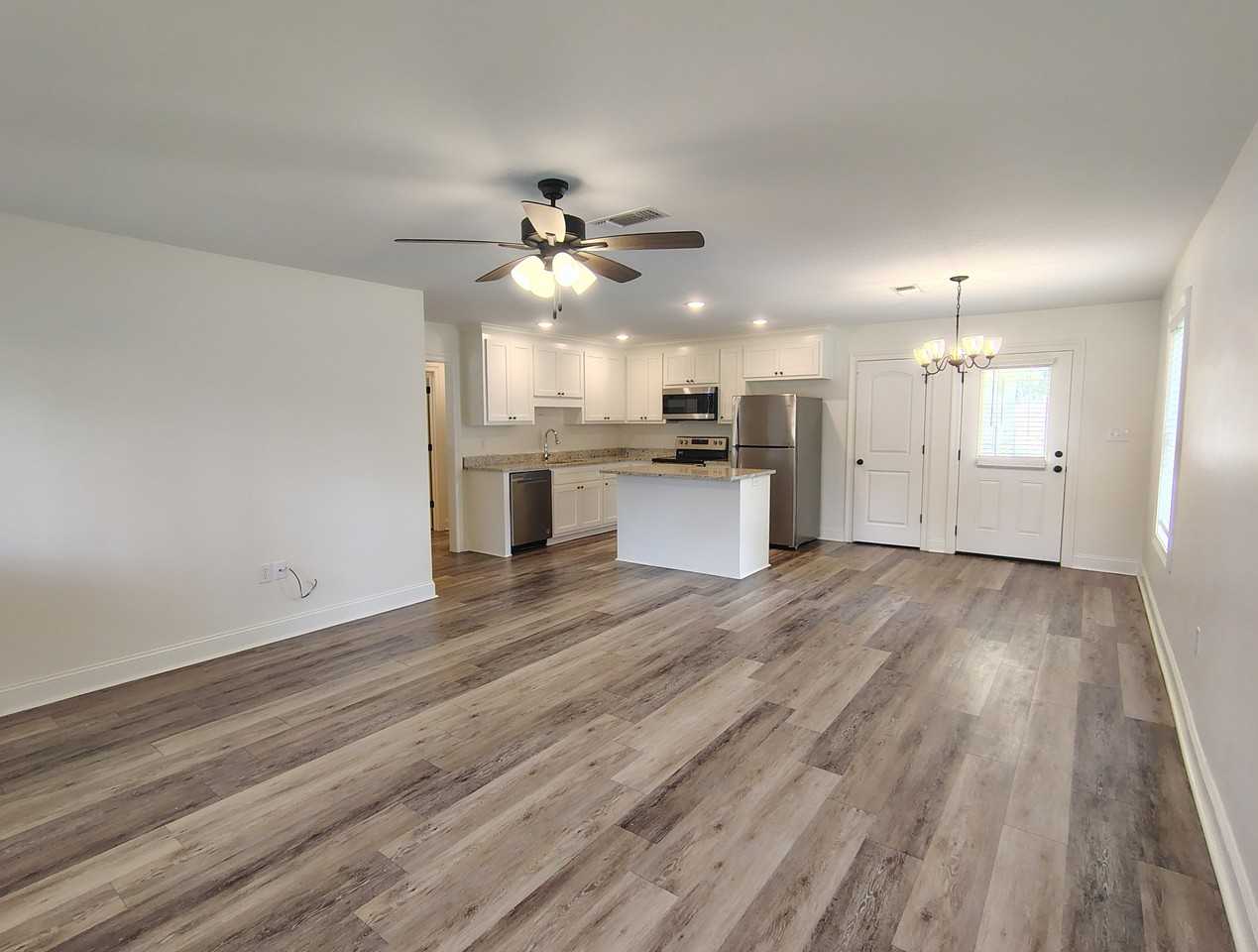 11 Boone Ln - Photo 5 of 32