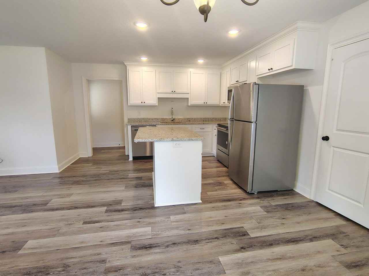 11 Boone Ln - Photo 6 of 32
