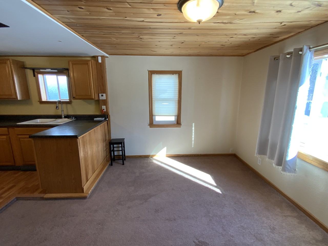 603 3rd Ave E - Photo 7 of 18