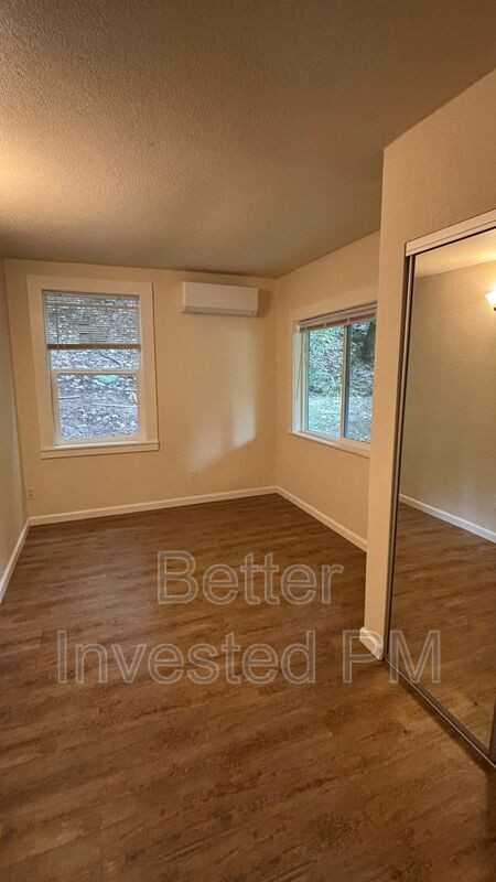 24615 Birch St - Photo 5 of 13