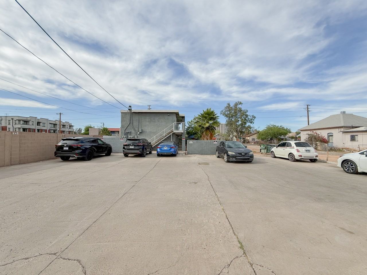 900 E Roosevelt St - Photo 3 of 3