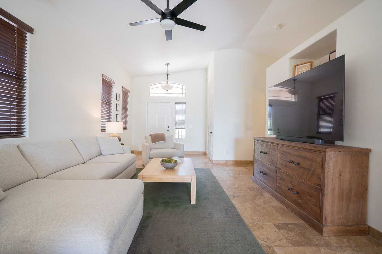 5039 E Lucia Dr - Photo 7 of 33