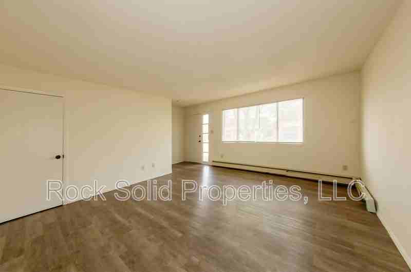 4721 Hickory Pl - Photo 5 of 24