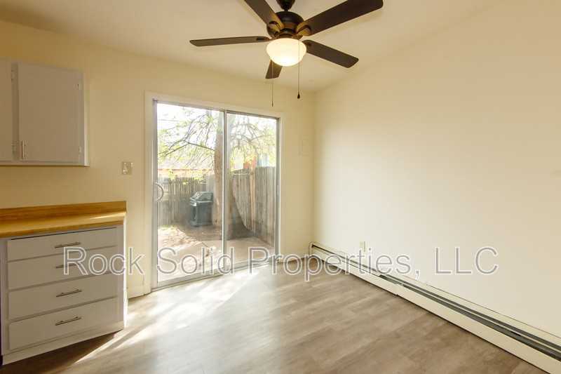 4721 Hickory Pl - Photo 7 of 24