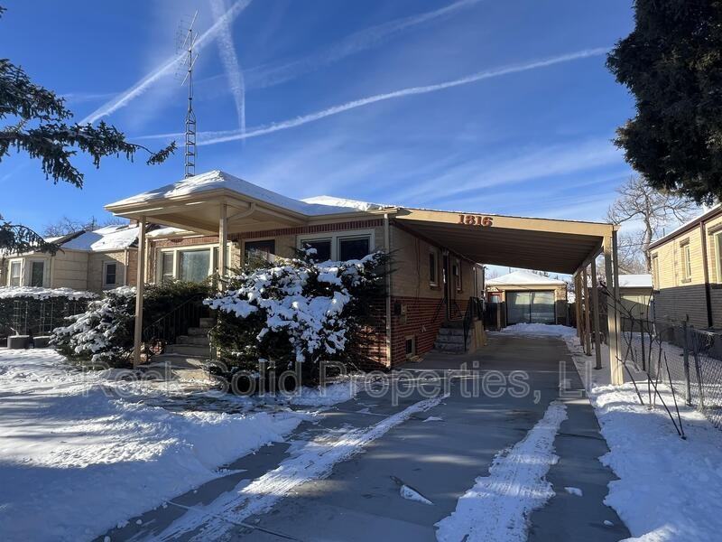 1816 E 19th St - Photo 2 of 23