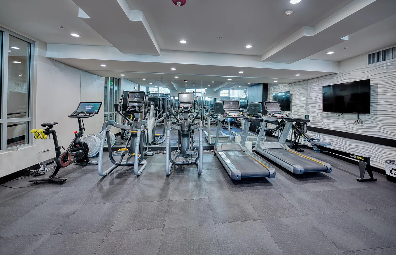 2655 Bush St #110 - Photo 7 of 26