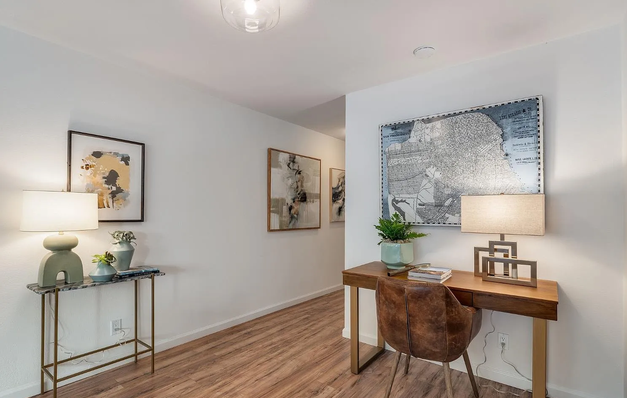 3044 Franklin St #102 - Photo 7 of 28