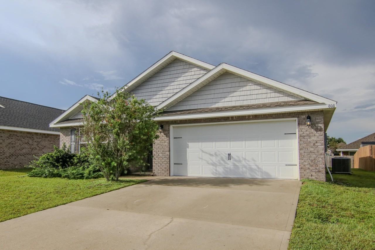 808 Moorhen Way - Photo 2 of 29