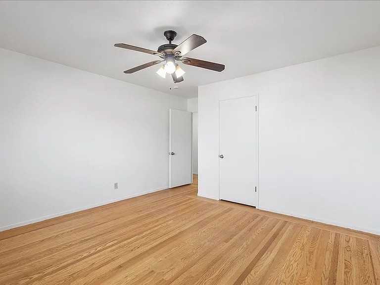 610 Santa Clara Ave - Photo 7 of 11