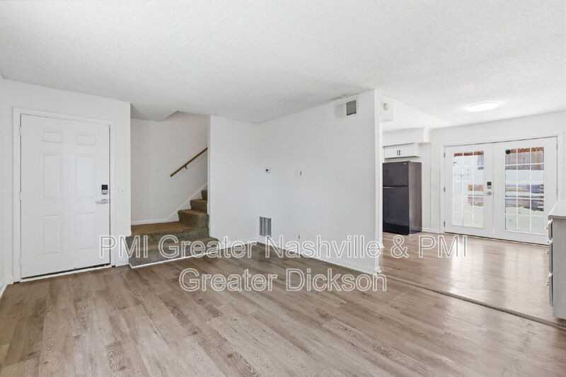 704 Mcpherson Dr - Photo 5 of 29