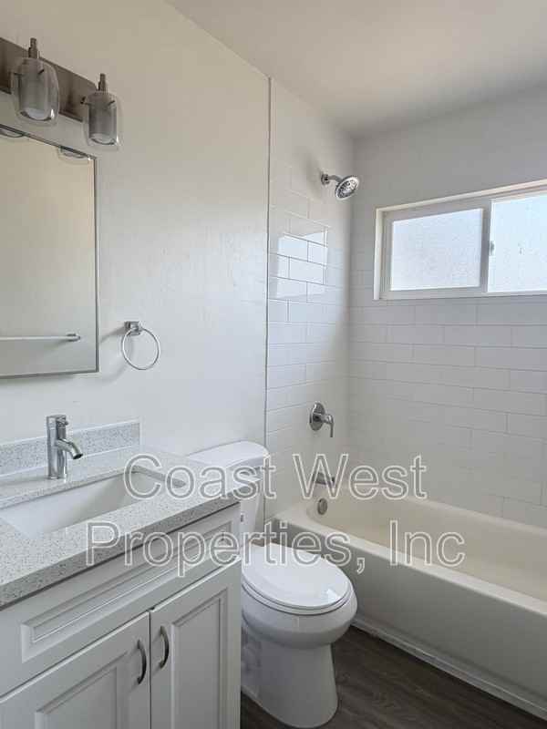 1616 1/2 Reed Ave - Photo 5 of 9