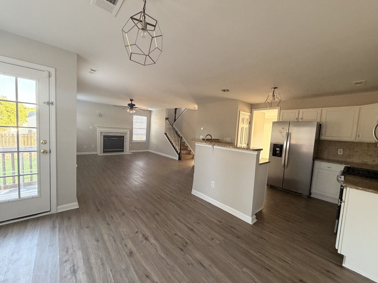 6209 Corner Ct - Photo 5 of 16