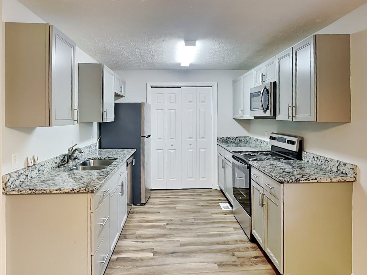 3034 Millstone Ct - Photo 5 of 20