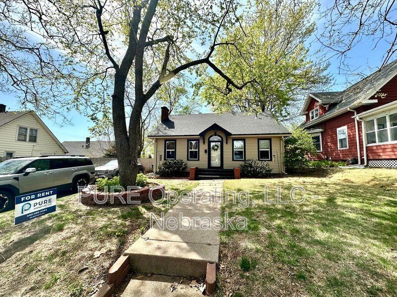 5011 Miami St - Photo 2 of 50