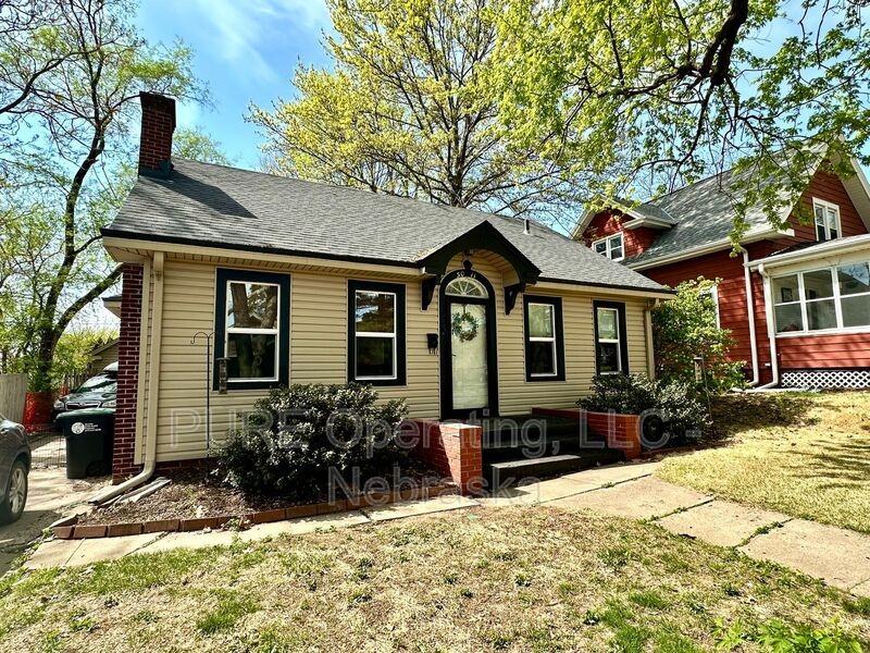 5011 Miami St - Photo 3 of 50