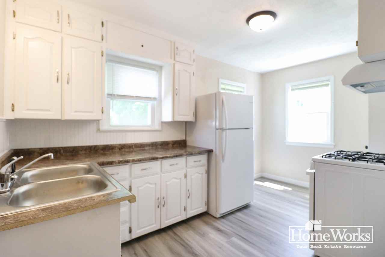 2823 Calhoun St - Photo 6 of 15