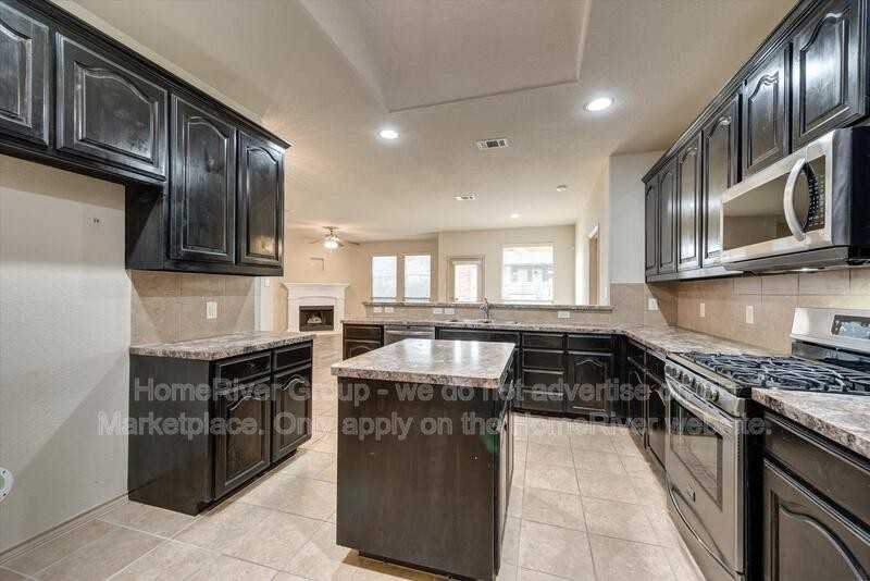 5337 Threshing Dr - Photo 3 of 10