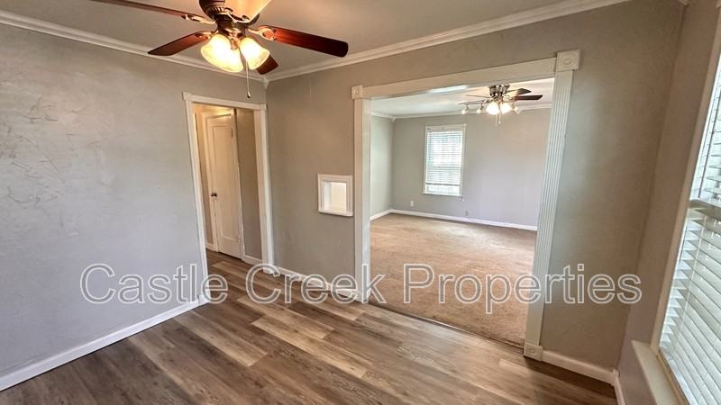 714 W Hurd St - Photo 6 of 10