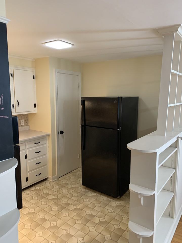 196 Old Hall Rd #B - Photo 7 of 19