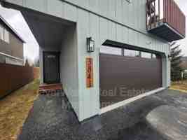 featured image of 3841 Sycamore Loop