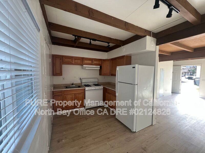 365 El Rio Ct #C - Photo 3 of 16