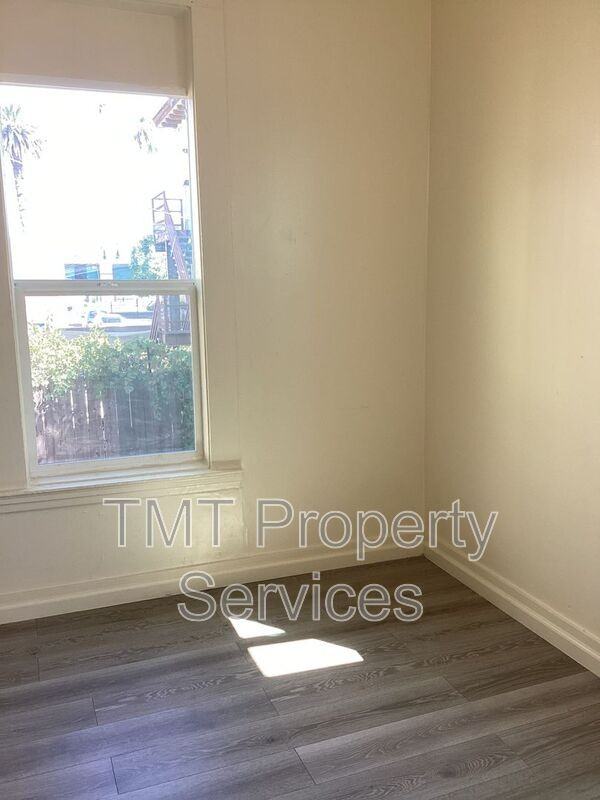 527 E Lindsay St #2 - Photo 4 of 7