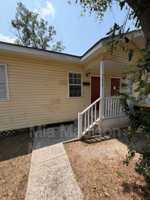 featured image of 1423 Richards St
