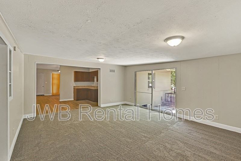 1241 Depaul Dr - Photo 4 of 27