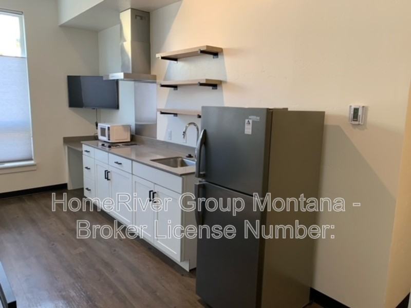 320 Clay St #103 - Photo 4 of 15