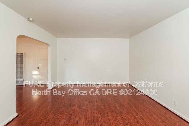 609 Bishop Dr - Photo 5 of 24