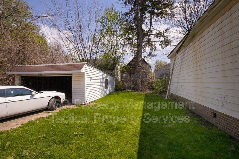 3651 East Dr #2FRONTUP - Photo 3 of 24