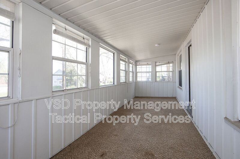 8204 Vineyard Ave #UP - Photo 7 of 24
