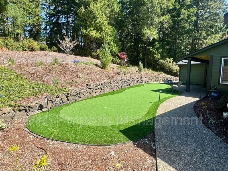 321 E Vine Maple Ln - Photo 2 of 30